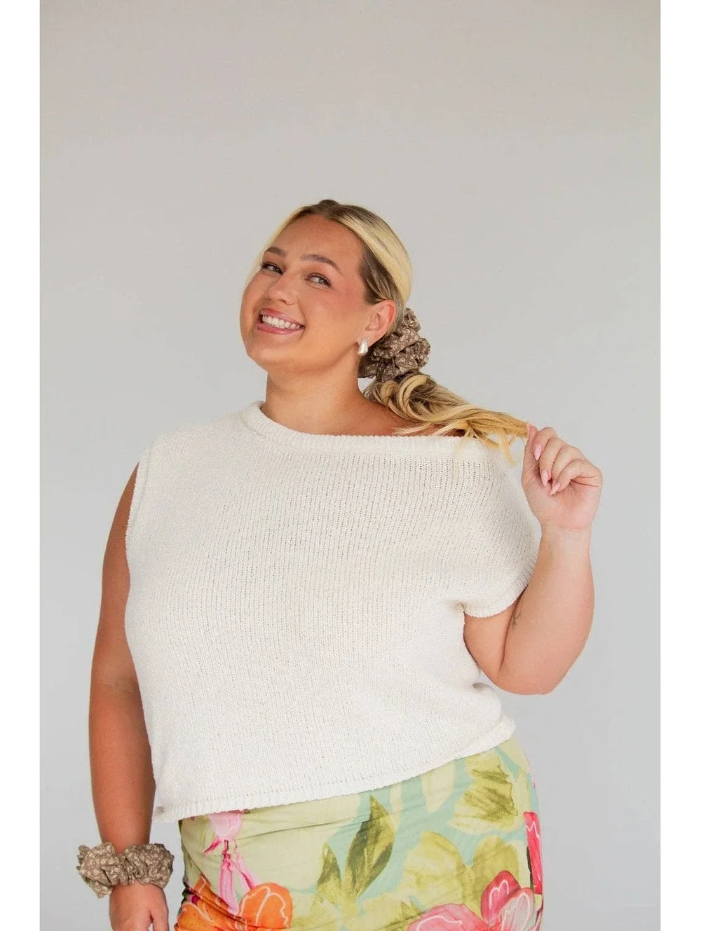 Andi Neutral Tan Floral Jumbo Scrunchie